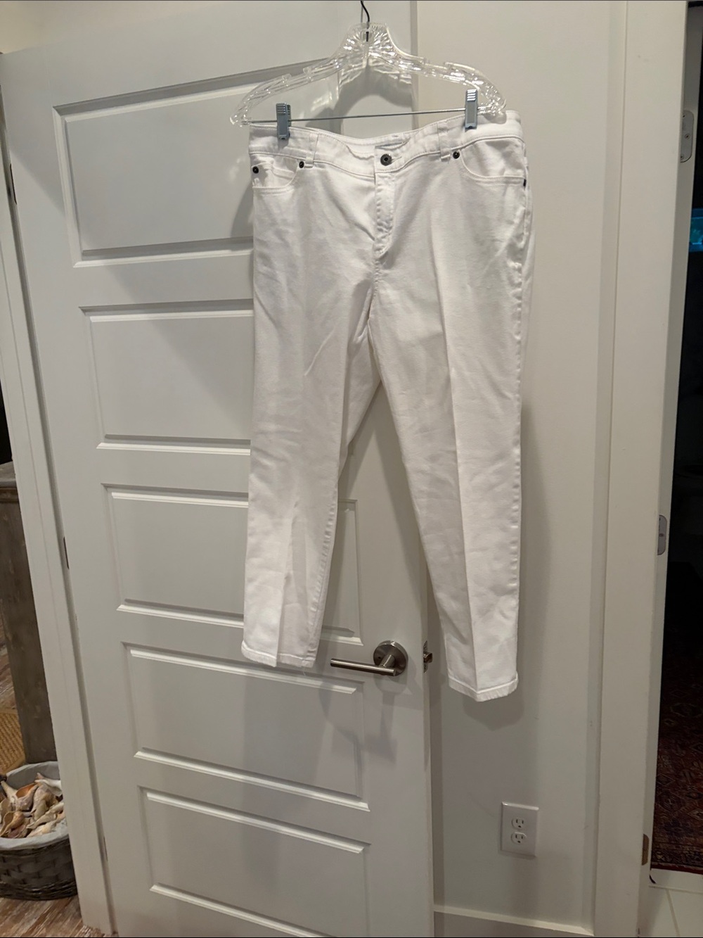 Women’s White Jeans - Clean Casual Style